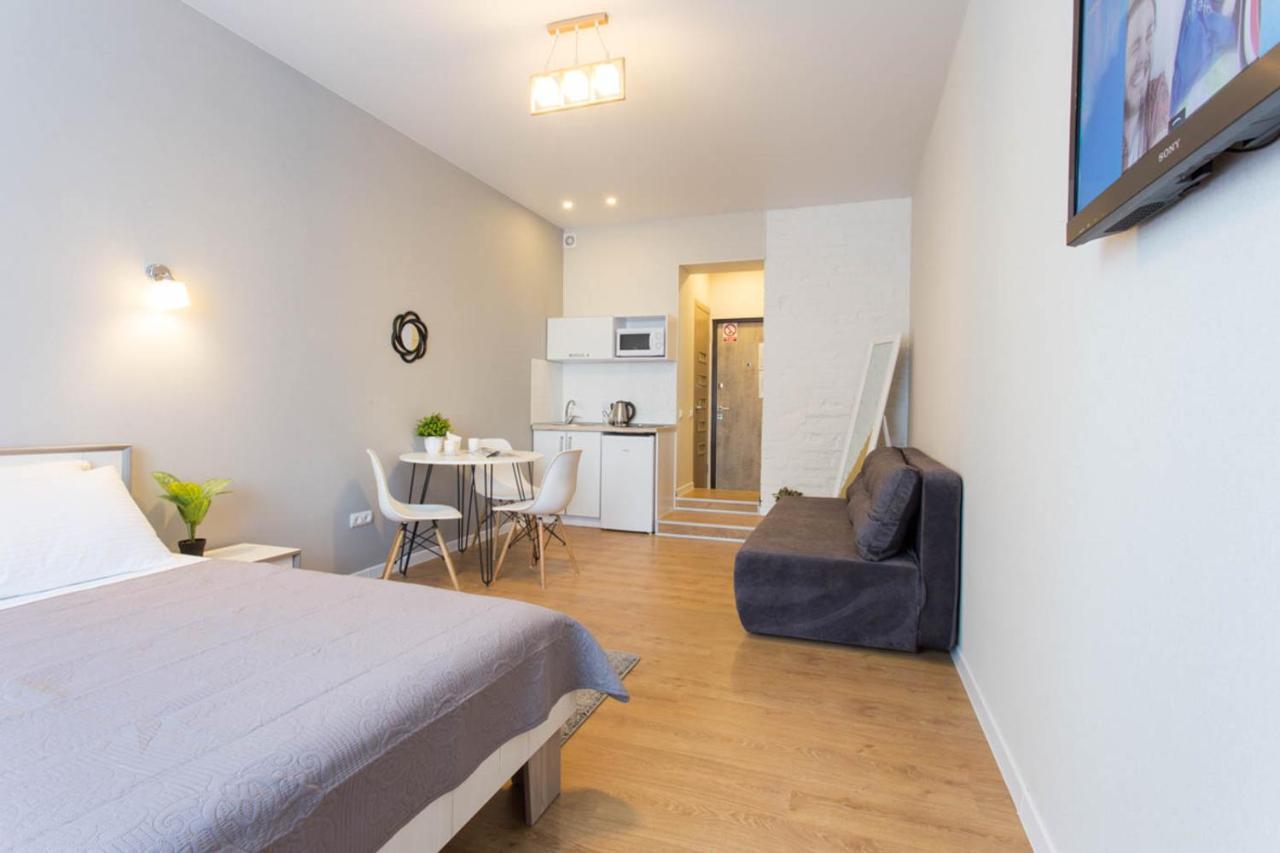 New Studio, Metro Yaroslava Mudroho And Universytet - Chernyshevska Str 95-3 Харков Екстериор снимка