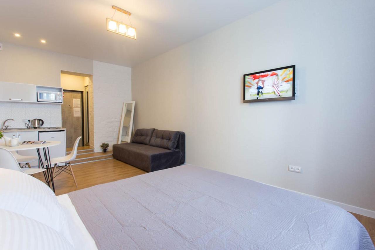 New Studio, Metro Yaroslava Mudroho And Universytet - Chernyshevska Str 95-3 Харков Екстериор снимка